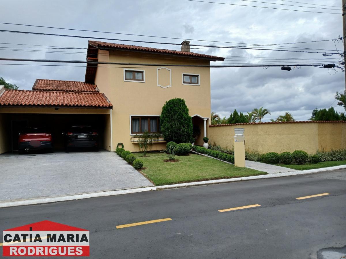 Casa no Condomínio Nova Higienópolis Casa no Condomínio Nova Higienópolis