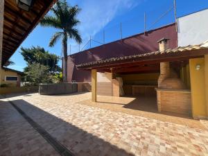Casa no Condomínio Nova Higienópolis