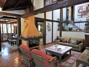 Casa no Condomínio Forest Hills