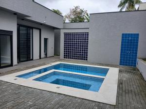 Casa no Condomínio Nova Higienópolis