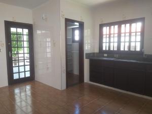 Casa no Condomínio Nova Higienópolis