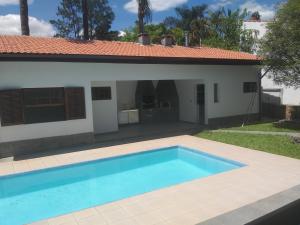 Casa no Condomínio Nova Higienópolis