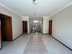 Casa no Condomínio Nova Higienópolis