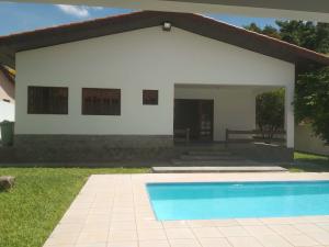 Casa no Condomínio Nova Higienópolis