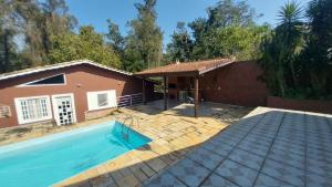 Casa no Condomínio Nova Higienópolis